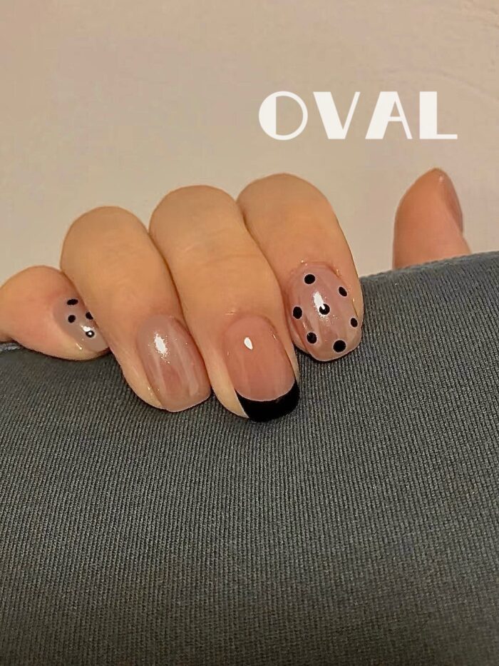 [Cure in 40s with Lamp] Edgy-Sweet Polka Dot Gradient Gel Nail Wraps (Oval Shape) - 20pcs Self-Adhesive, Instant Hardening Nail Tips - Image 4